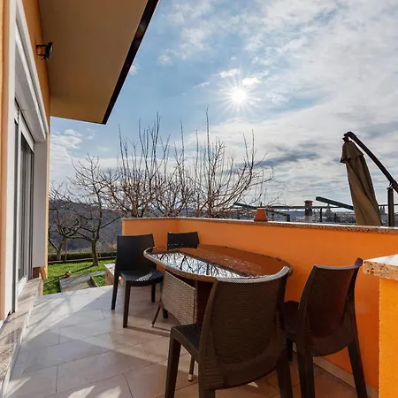 Apartma Zan