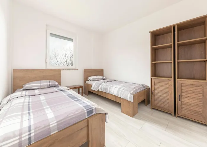 Apartma Zan דירה *